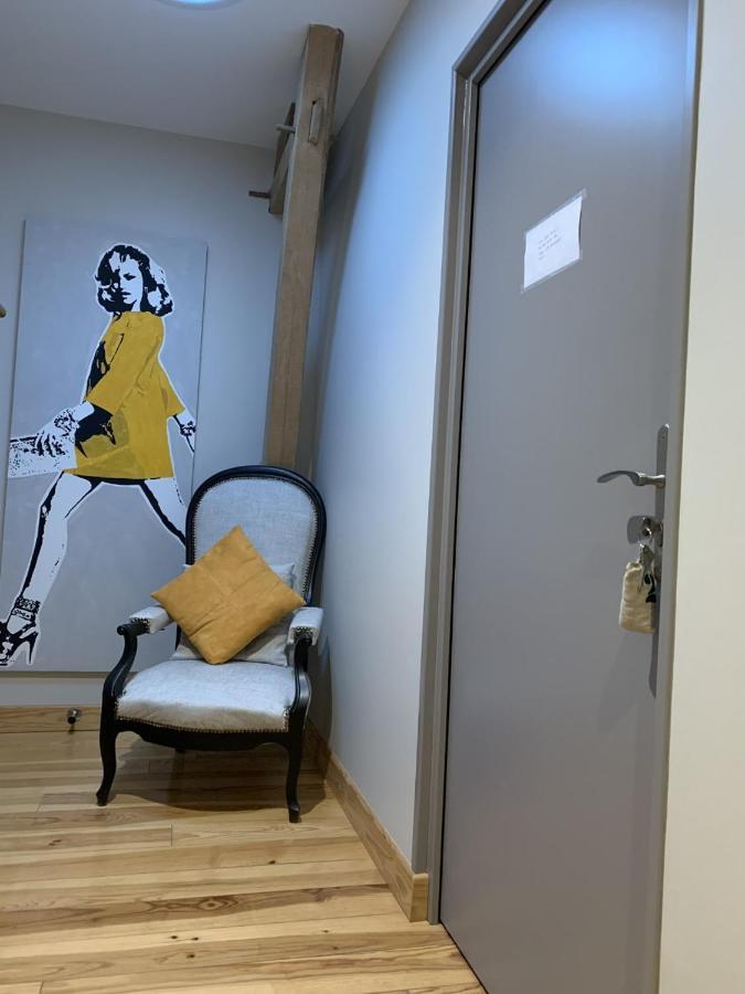 Sainte-Suzanne  Cote Jardin B&B 외부 사진