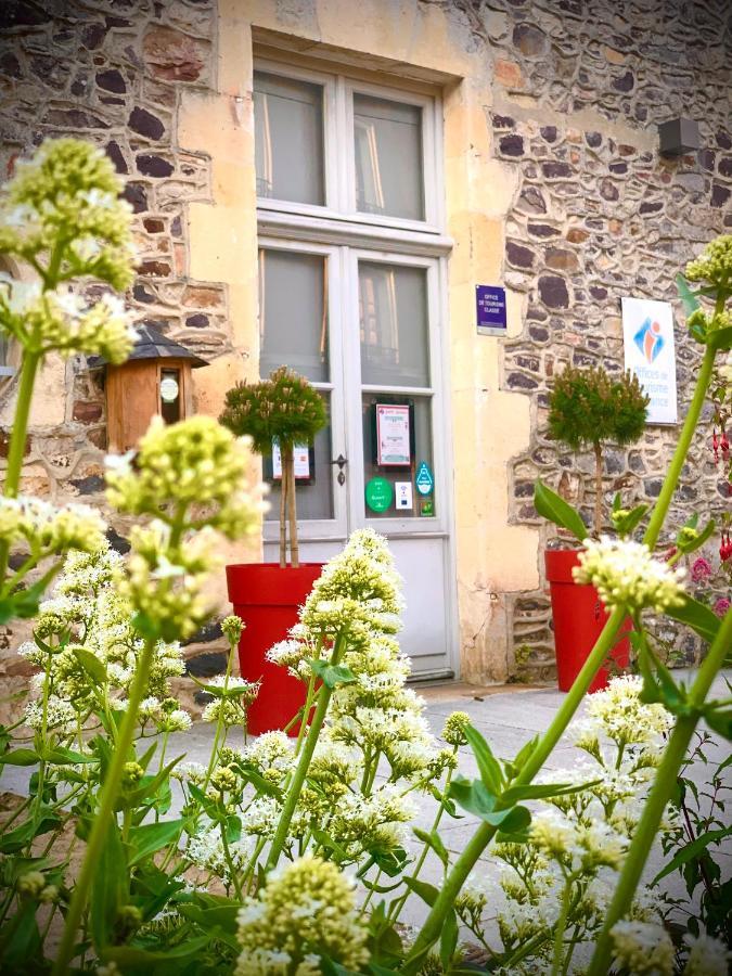 Sainte-Suzanne  Cote Jardin B&B 외부 사진